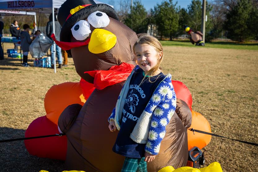 Students run in a Turkey Trot